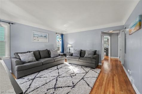 6607 Kenneth Avenue Parma OH 44129