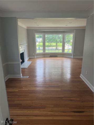 3698 Strandhill Road Shaker Heights OH 44122