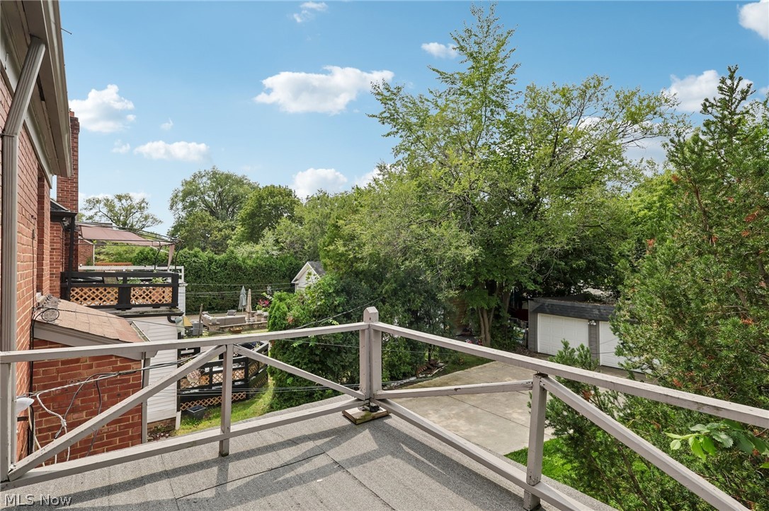 3698 Strandhill Road Shaker Heights OH 44122