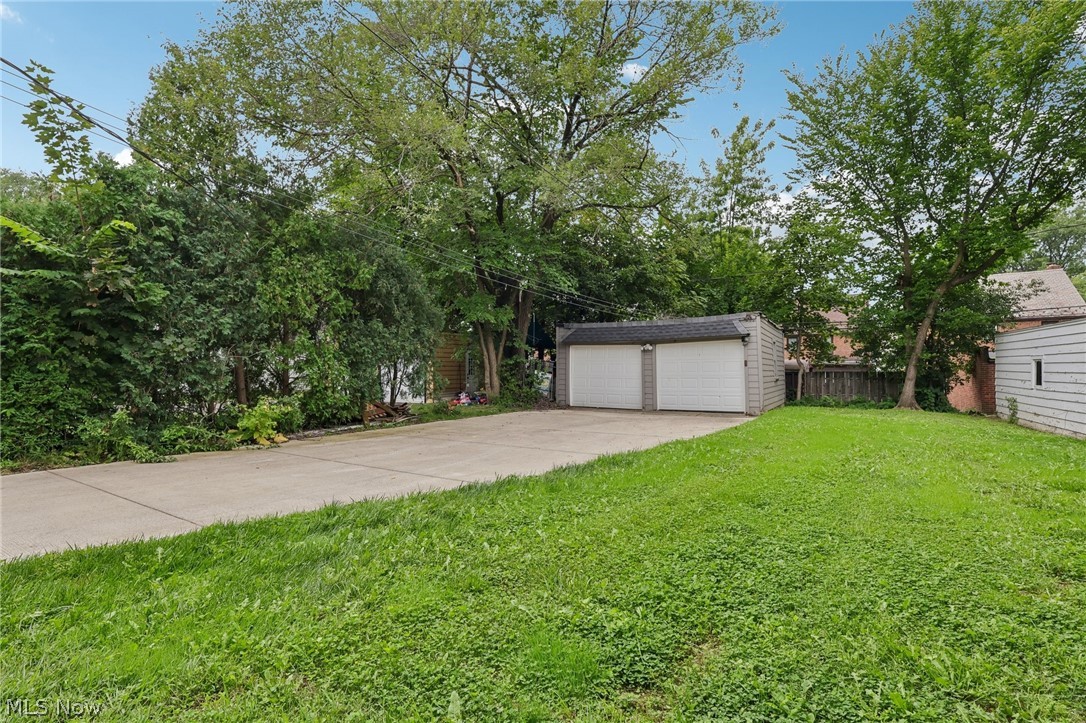 3698 Strandhill Road Shaker Heights OH 44122