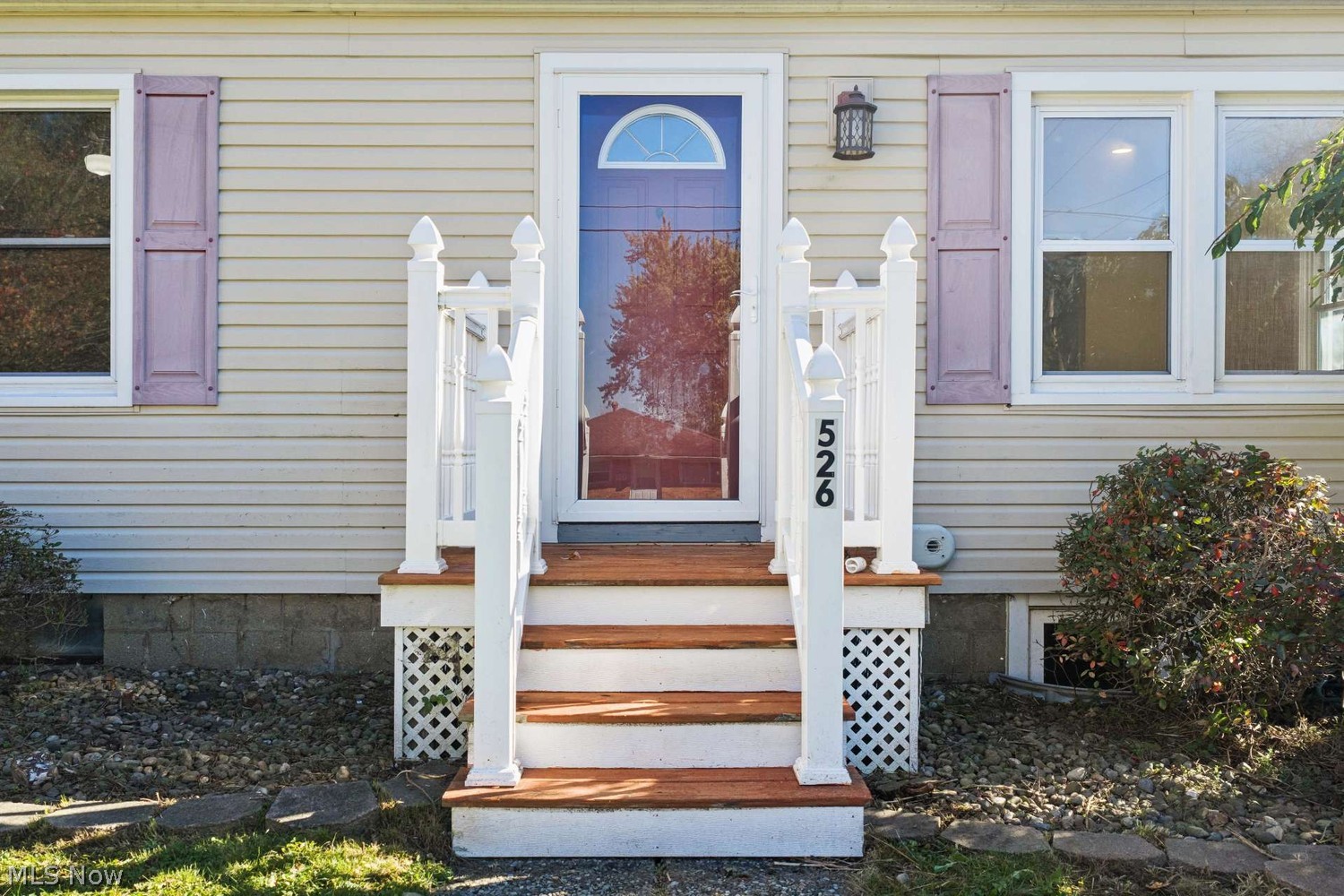 526 Clinton Street Ravenna OH 44266