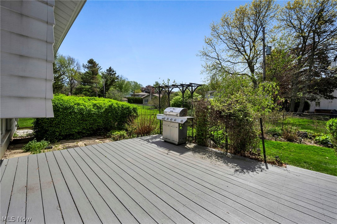 1994 Aldersgate Drive Lyndhurst OH 44124