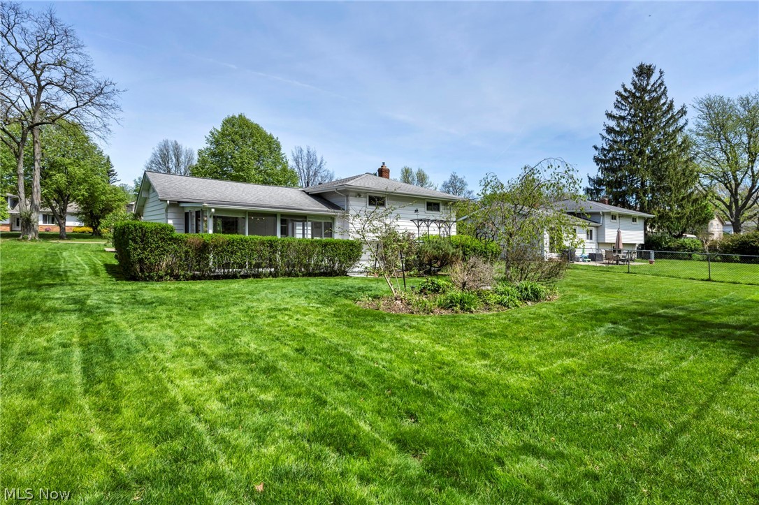 1994 Aldersgate Drive Lyndhurst OH 44124