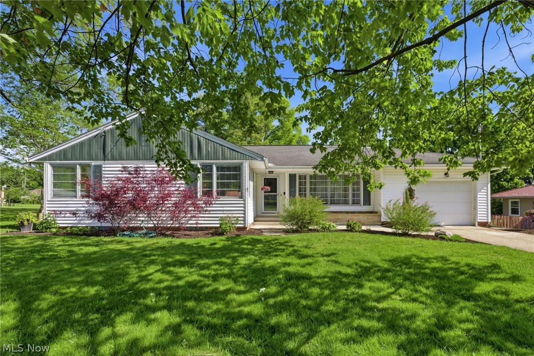 822 Hoover Drive Ashland OH 44805