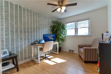 3003 Park Drive Parma OH 44134