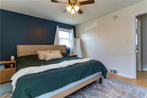 3003 Park Drive Parma OH 44134