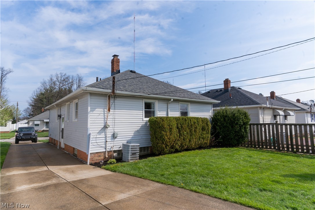 3003 Park Drive Parma OH 44134