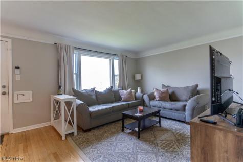 3003 Park Drive Parma OH 44134