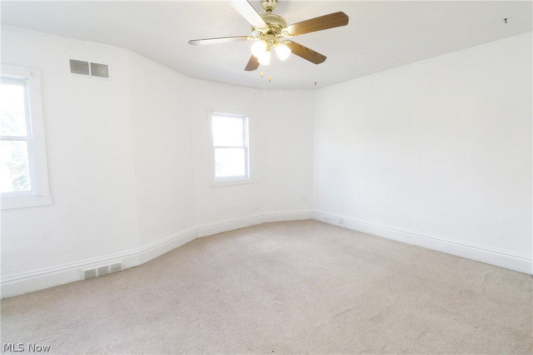 1302 Oregon Avenue Steubenville OH 43952