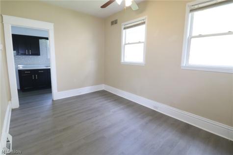 1302 Oregon Avenue Steubenville OH 43952
