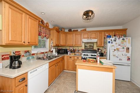 43 Sioux Drive Rittman OH 44270