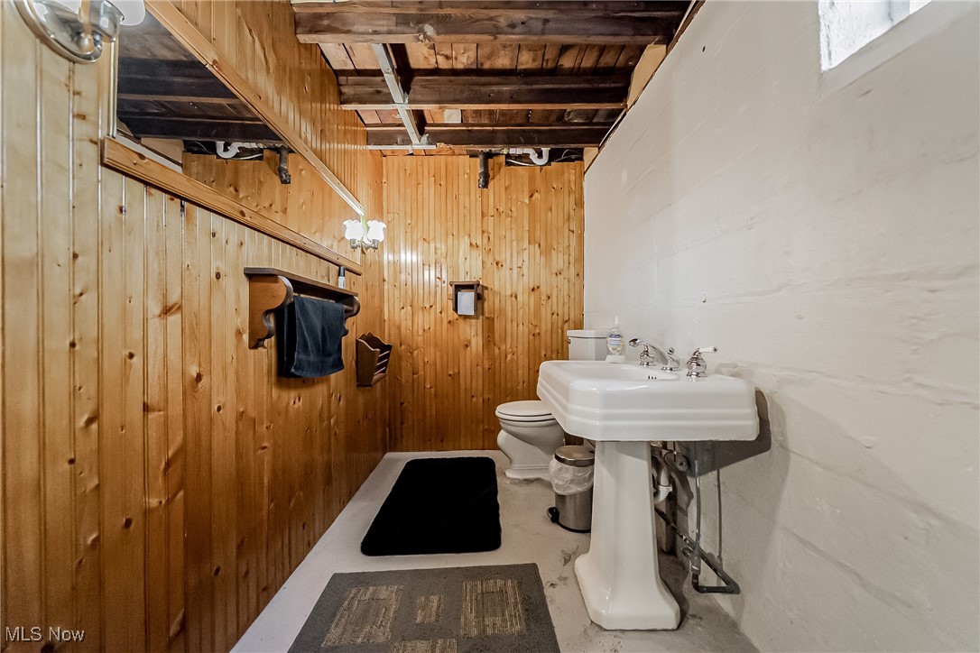 21307 Lake Road Rocky River OH 44116