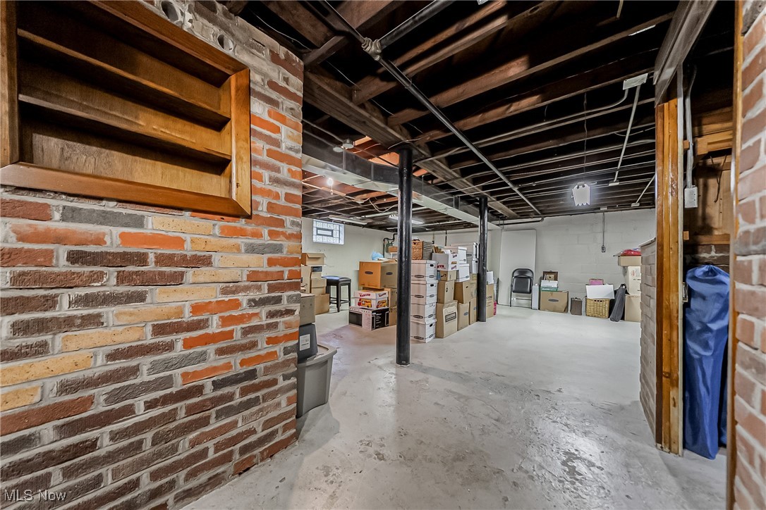 21307 Lake Road Rocky River OH 44116