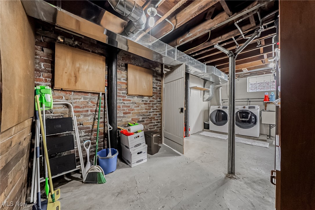 21307 Lake Road Rocky River OH 44116