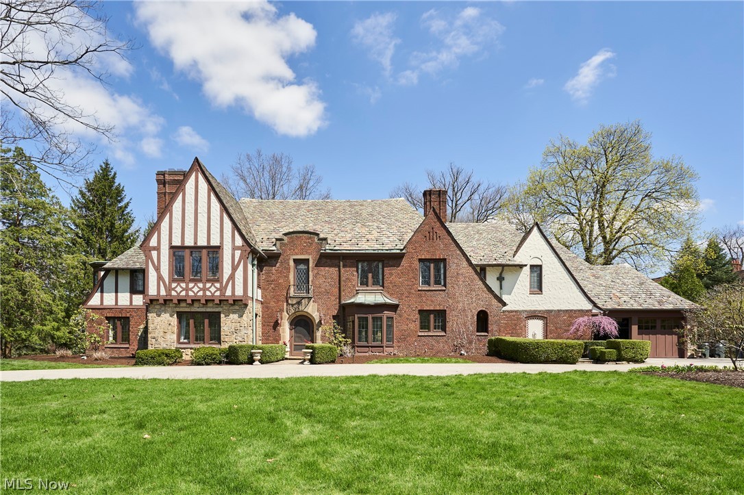 69 E Fairlawn Boulevard Akron OH 44313