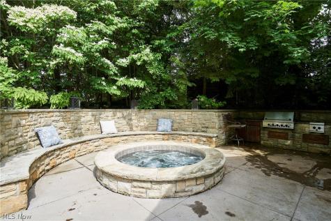 69 E Fairlawn Boulevard Akron OH 44313