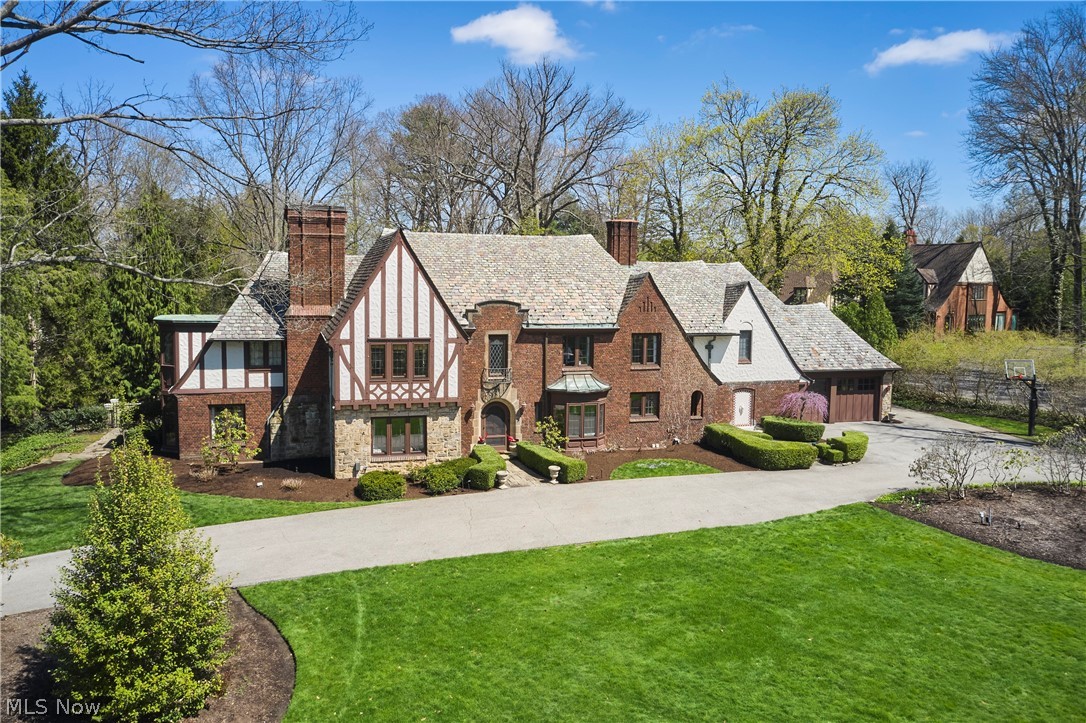 69 E Fairlawn Boulevard Akron OH 44313