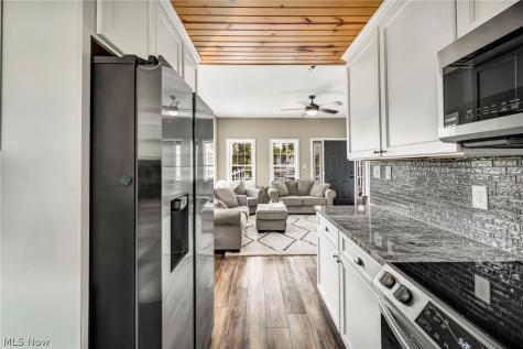 5166 Rolling Ridge Drive Seville OH 44273