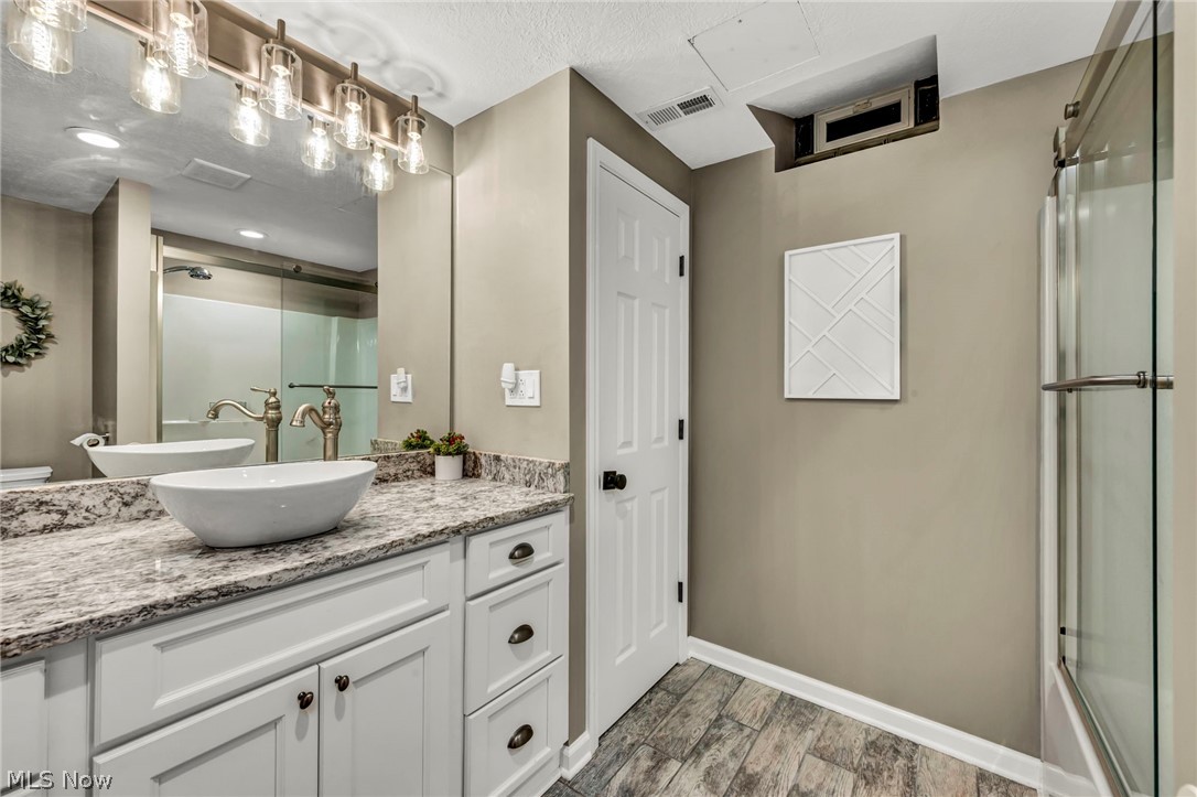 5166 Rolling Ridge Drive Seville OH 44273