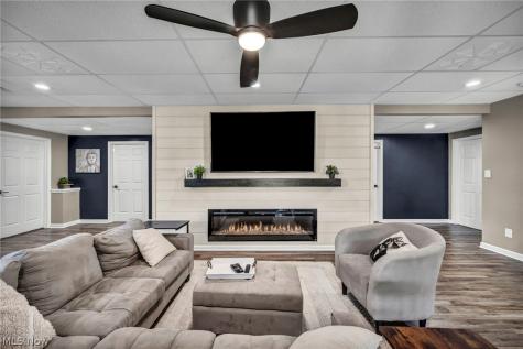 5166 Rolling Ridge Drive Seville OH 44273