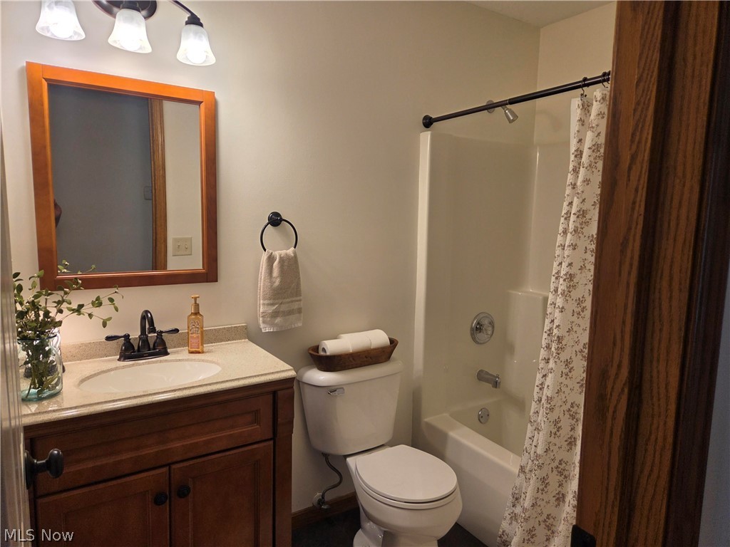 578 Parkside Reserve Street Wellington OH 44090