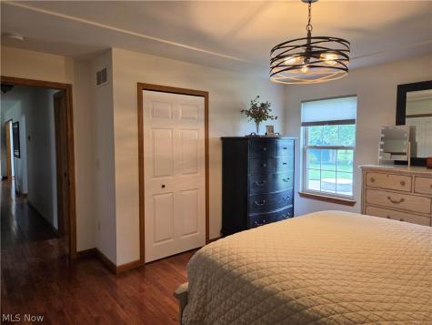 578 Parkside Reserve Street Wellington OH 44090