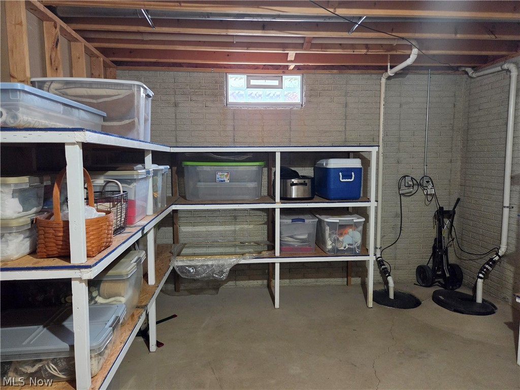 578 Parkside Reserve Street Wellington OH 44090