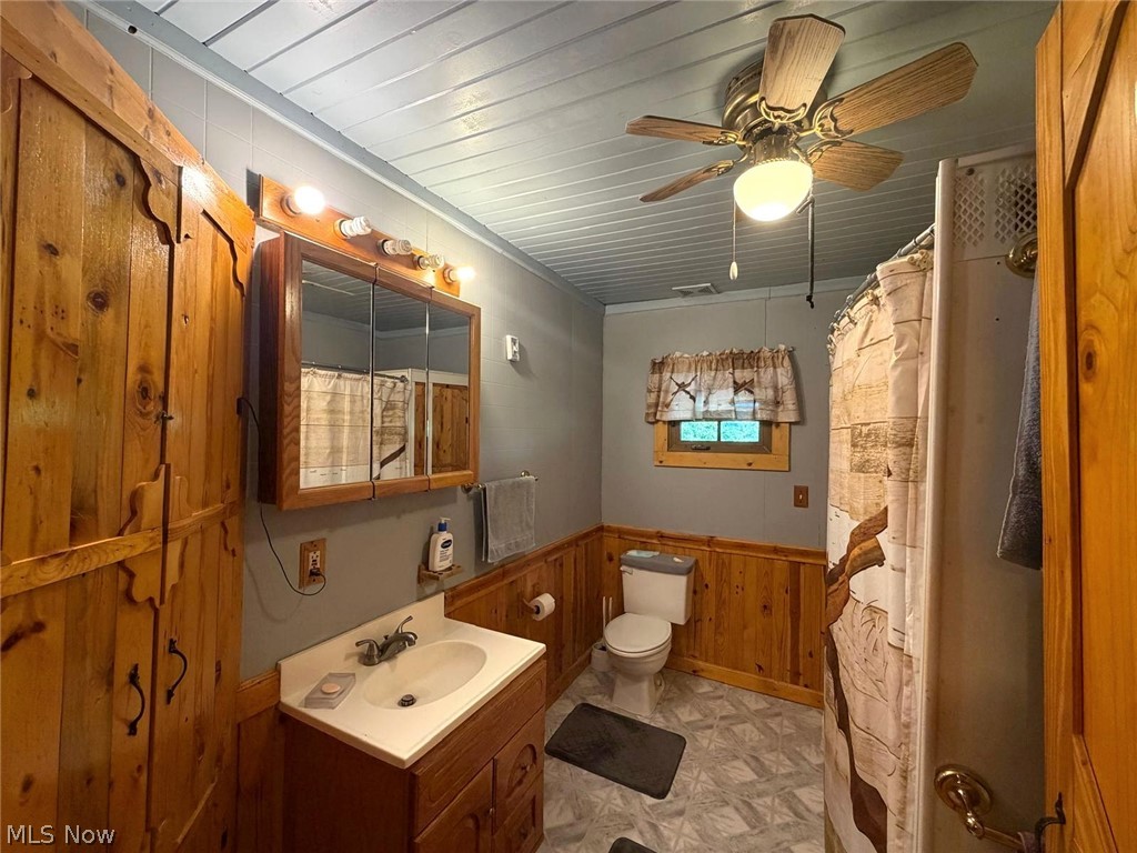 2193 Mccord Hill Road Wellsburg WV 26070