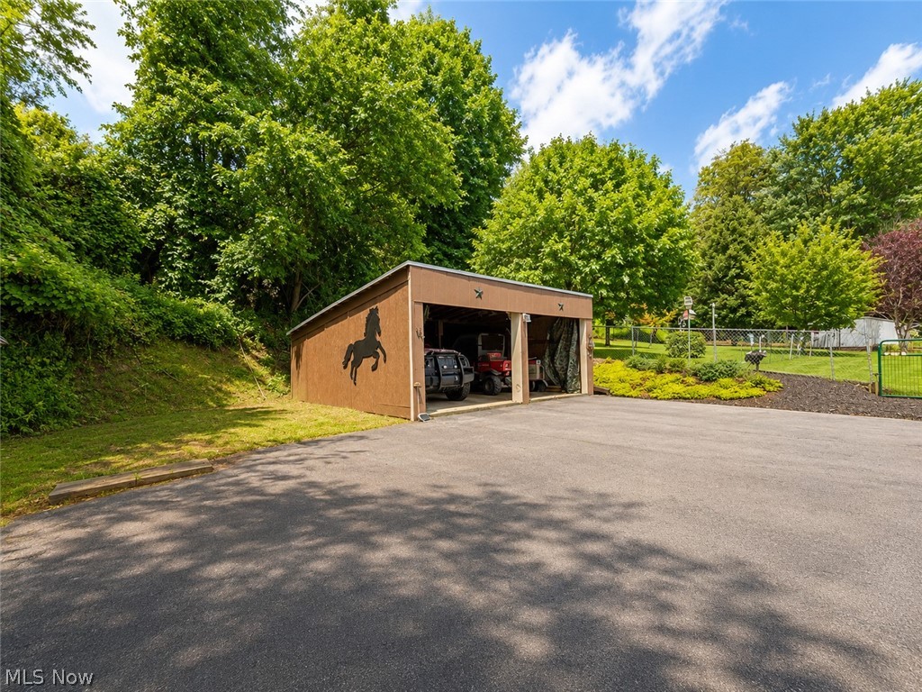 2193 Mccord Hill Road Wellsburg WV 26070