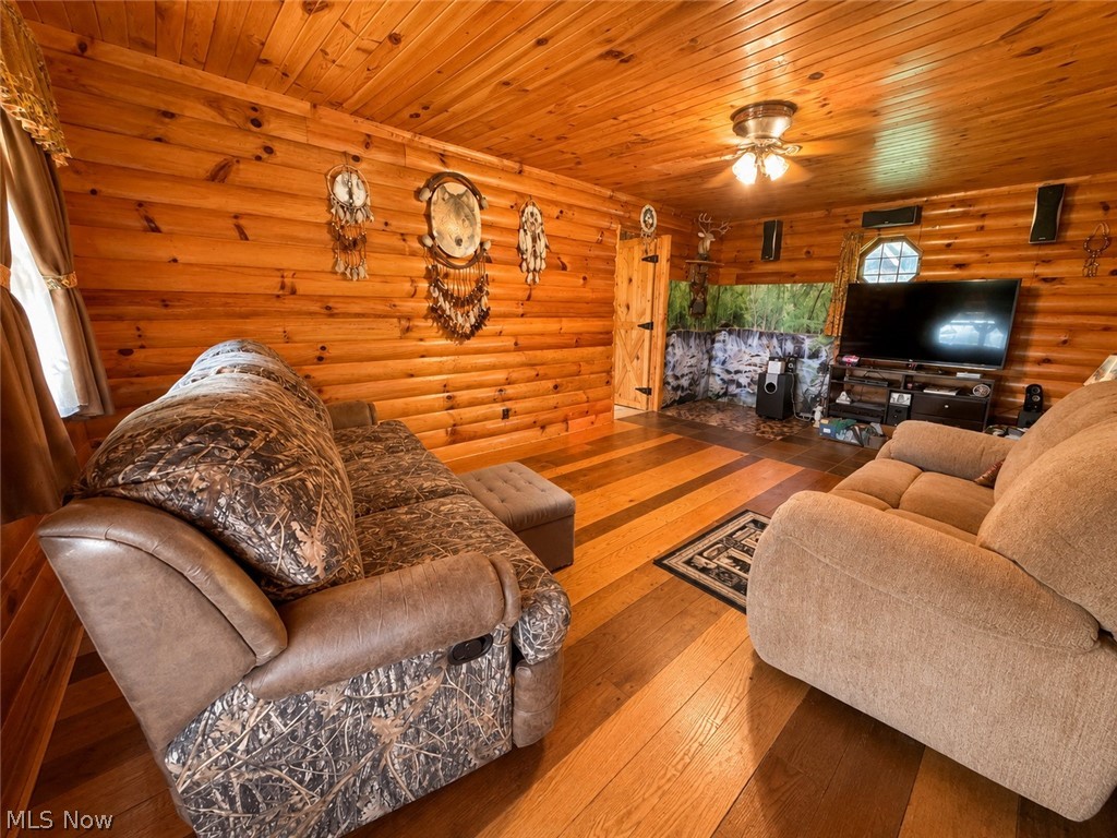 2193 Mccord Hill Road Wellsburg WV 26070