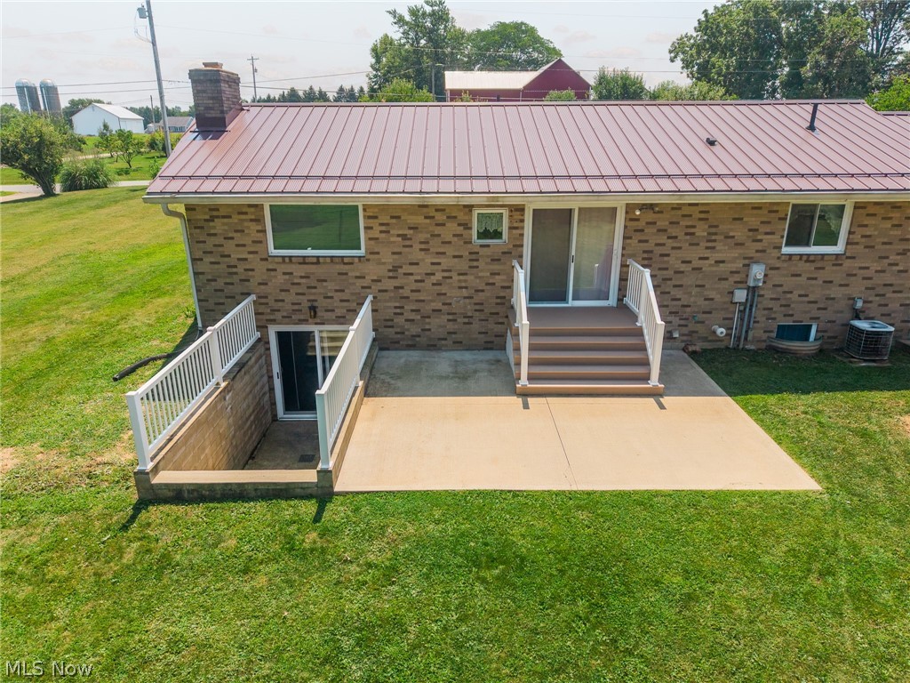 14138 Nussbaum Road Dalton OH 44618