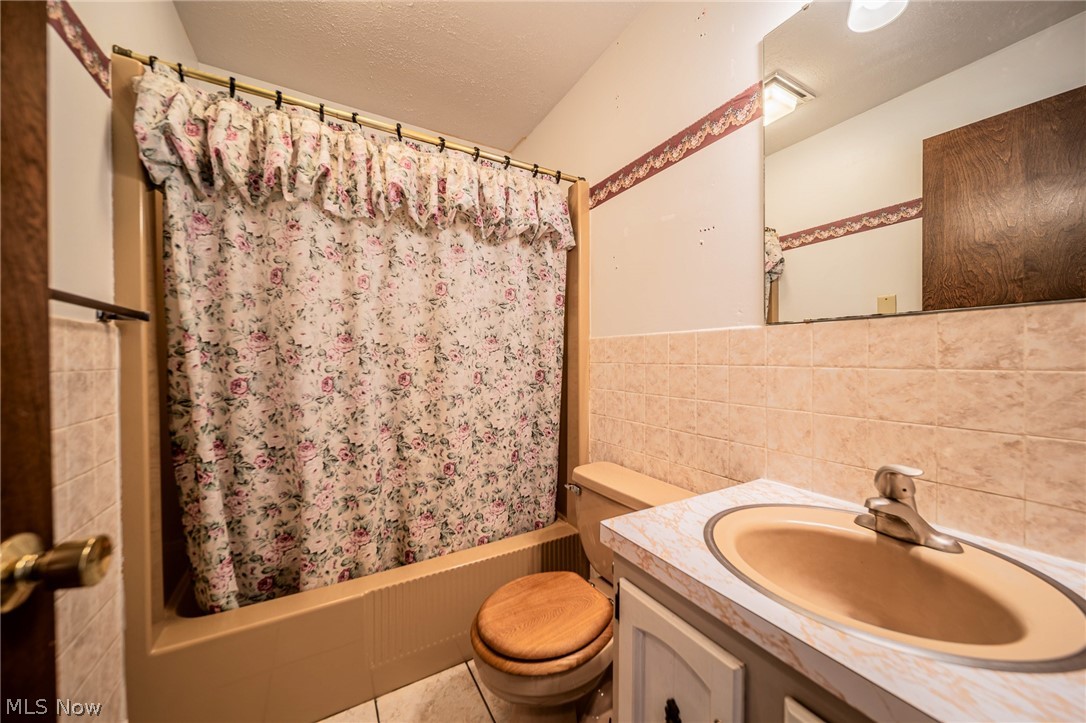 14138 Nussbaum Road Dalton OH 44618