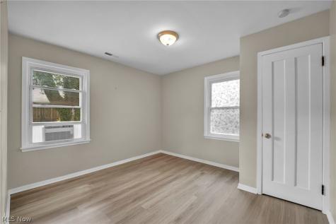579 Lindberg Boulevard Berea OH 44017