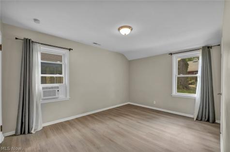 579 Lindberg Boulevard Berea OH 44017