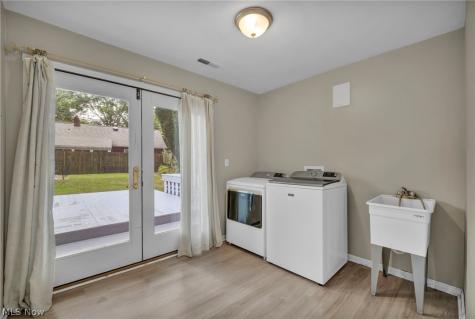 579 Lindberg Boulevard Berea OH 44017