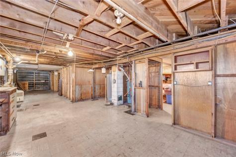 5208 Hayes Avenue Sandusky OH 44870