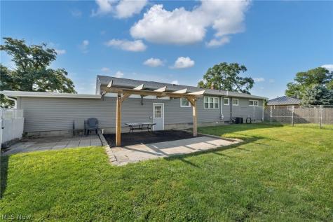 5208 Hayes Avenue Sandusky OH 44870