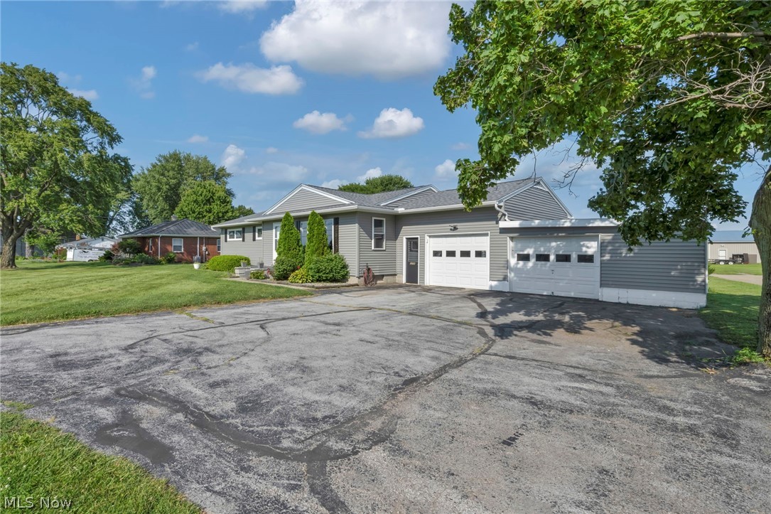 5208 Hayes Avenue Sandusky OH 44870