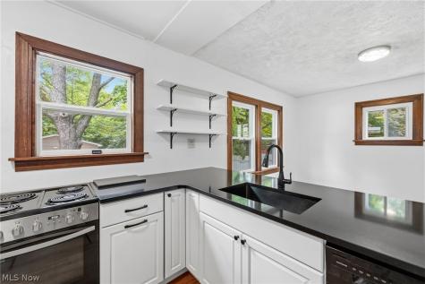 1487 Maplegrove Road South Euclid OH 44121