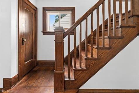 1487 Maplegrove Road South Euclid OH 44121