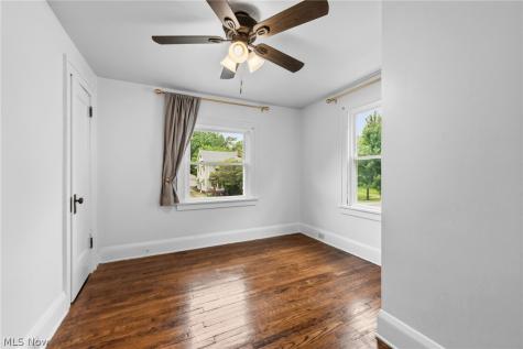 1487 Maplegrove Road South Euclid OH 44121