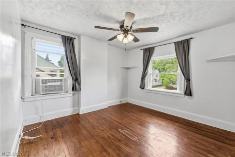 1487 Maplegrove Road South Euclid OH 44121