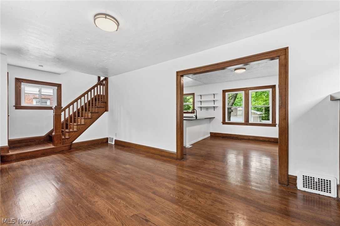 1487 Maplegrove Road South Euclid OH 44121