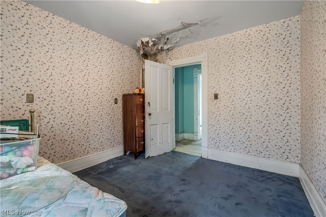 619 W Main Street Geneva OH 44041