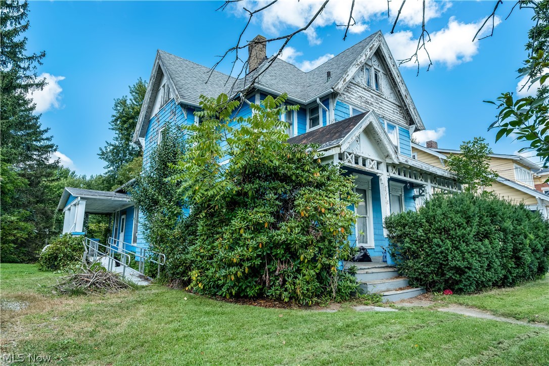 619 W Main Street Geneva OH 44041