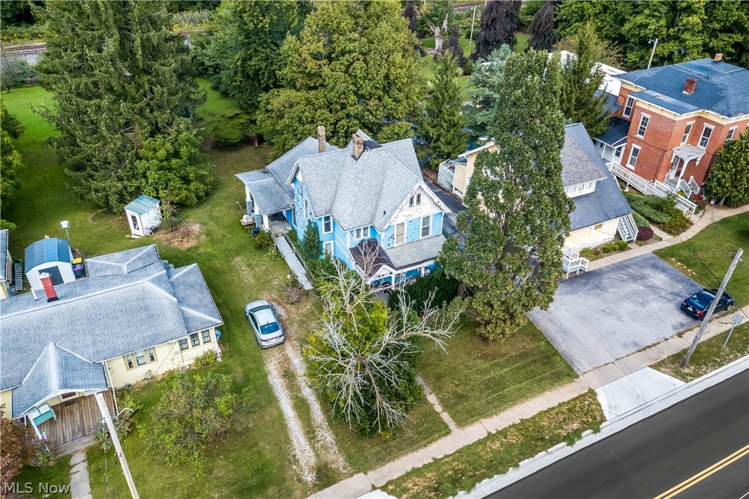 619 W Main Street Geneva OH 44041