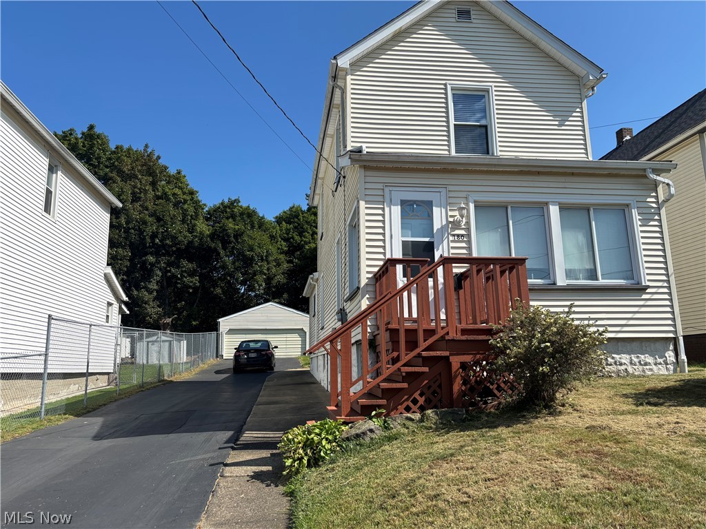180 Reed Avenue Campbell OH 44405
