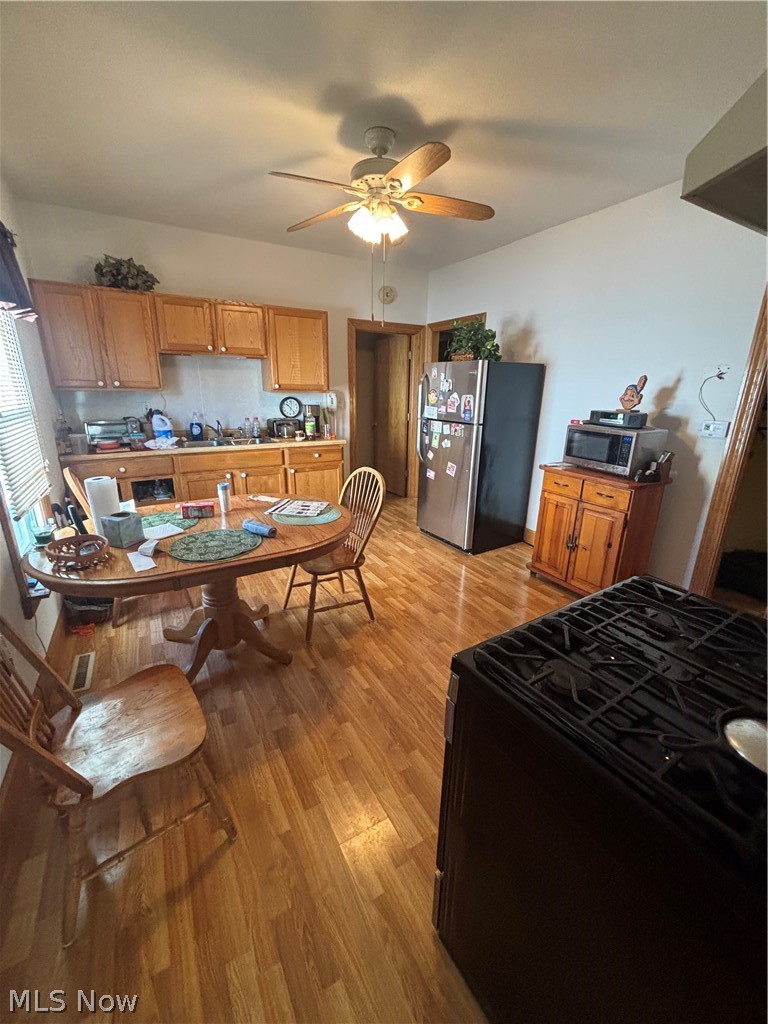 180 Reed Avenue Campbell OH 44405