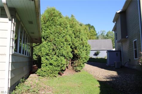 226 Willowwood Drive Chippewa Lake OH 44215