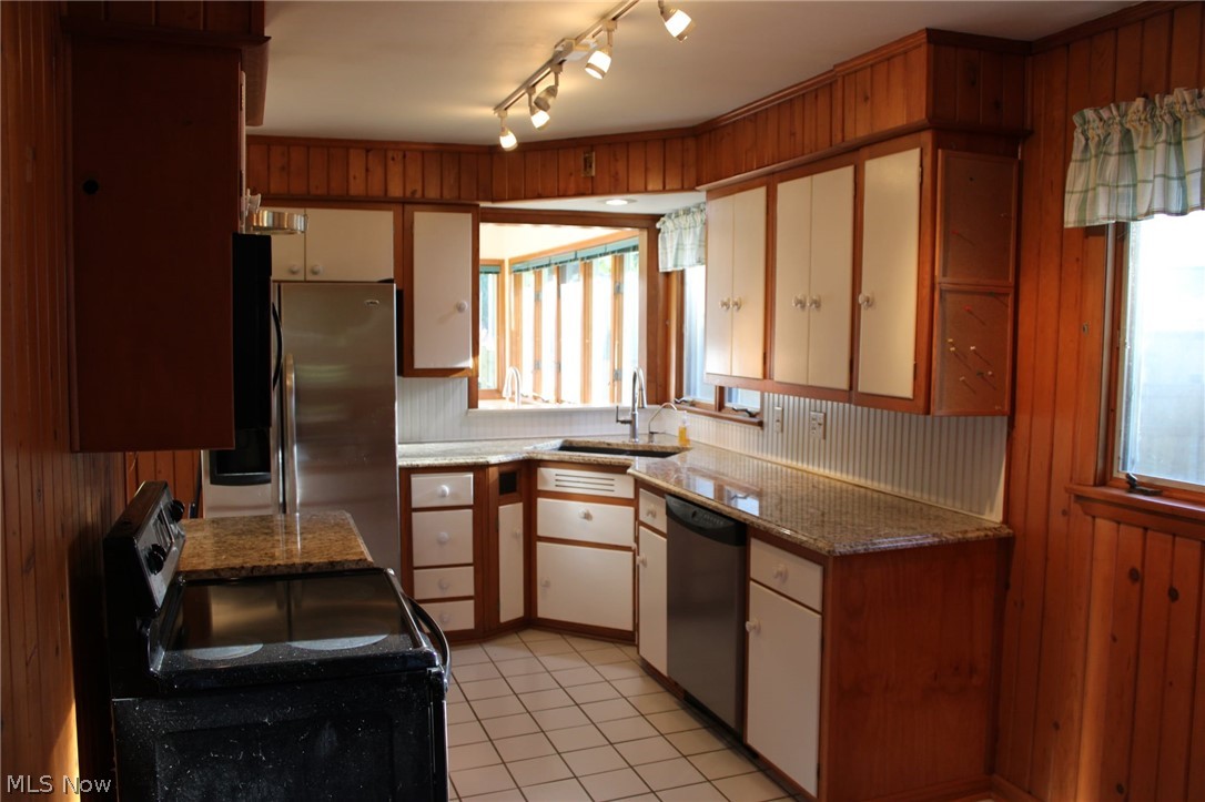 226 Willowwood Drive Chippewa Lake OH 44215